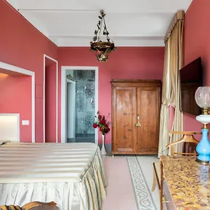 2* לינה וארוחת בוקר Residenza D'epoca Palazzo Borghesi